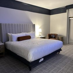 The Nittany Lion Inn - Room