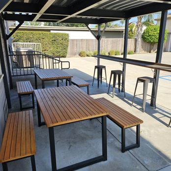 525 COFFEE CO. - (exterior) outdoor seating - Coffee & Tea Near Me - Fullerton, California