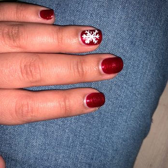 Nail Palace - The cutest little snowflake by Ven - Nail Salons Near Me - Burke, Virginia