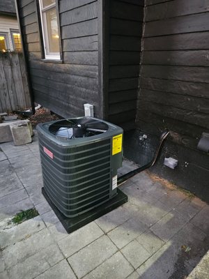 AC replacement - A remodeled house needed an air conditioning system and a furnace Installation.