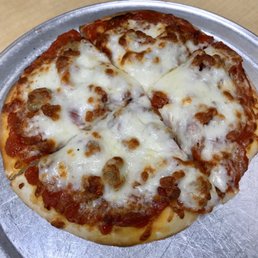 9" Pizza Pie (Meat) 9" Pizza Pie (Meat)