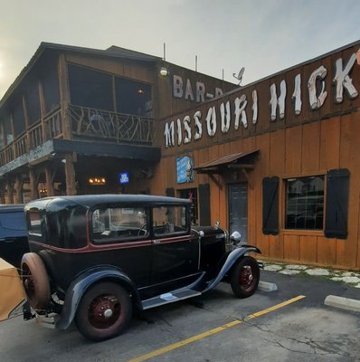 Missouri Hick Barbeque by null