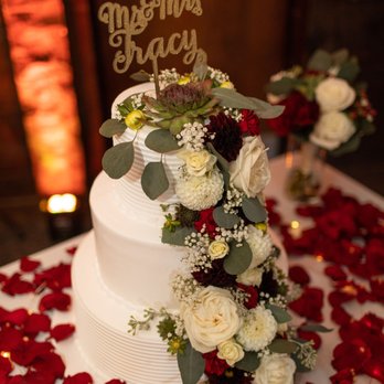Herbert E Berg Florist - (Photos by Mike Hendrickson - www.unitymike.com ) - Florists Near Me - Worcester, Massachusetts