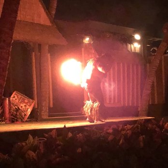 Germaine's Luau - Hawaiian Near Me - Kapolei, Hawaii