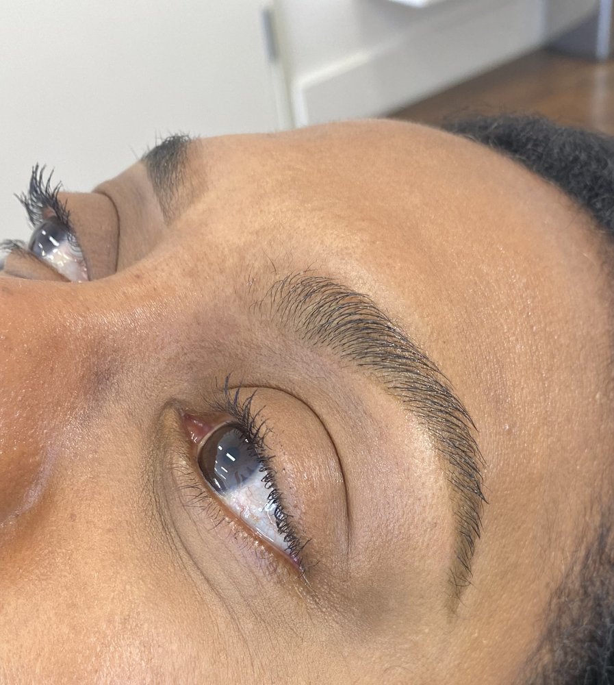 Brows By Sara Logo