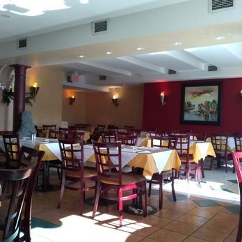 Vietnam Palace Restaurant - Inside the restaurant. - Vietnamese Near Me - Ottawa, Ontario