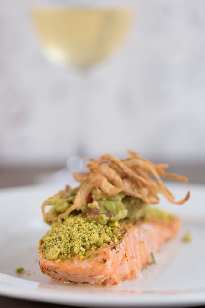 JAWNY BAKERS RESTAURANT 217 Photos & 74 Reviews 804 O'Connor Drive, Toronto, Ontario