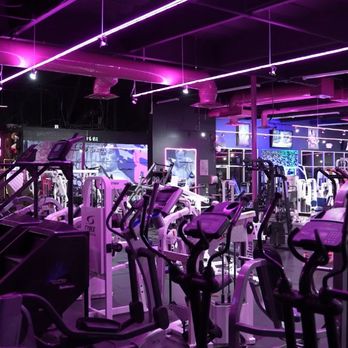 Fit Club - The greatest lighting of any gym - Circuit Training Gyms Near Me - Las Vegas, Nevada Fit Club - The greatest lighting of any gym - Circuit Training Gyms Near Me - Las Vegas, Nevada