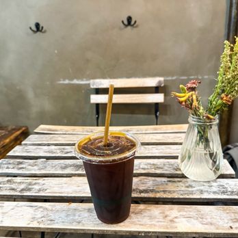 Urban Backyard - Iced coffee - Coffee & Tea Near Me - New York, New York