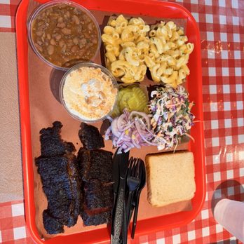 Terry Black's Barbecue - Burnt Ends Brisket, Beans, Mac & Cheese, Cole Slaw, Banana Pudding - Barbeque Near Me - Fort Worth, Texas
