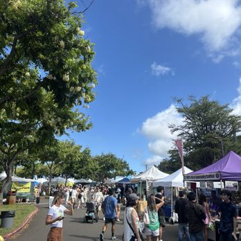 KCC Farmers' Market - Farmers Market Near Me - Honolulu, Hawaii