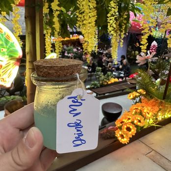 insideOUT - Drink me shot - Lounges Near Me - San Diego, California