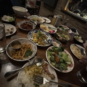 Lom Wong - Thai Near Me - Phoenix, Arizona