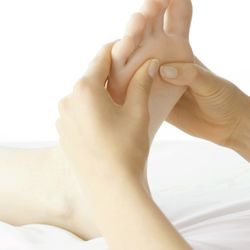 Laura Norman Reflexology - Laura Norman Foot Reflexology