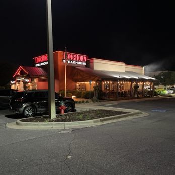 LongHorn Steakhouse - Outside - Steakhouses Near Me - Destin, Florida