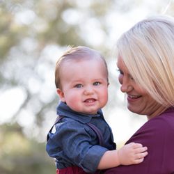VCM Photography - Family Session with a 1 year old