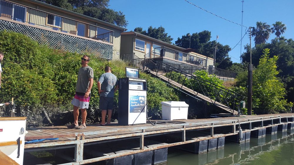 WALNUT GROVE MARINA BOAT SALES Updated September 2024 1400 Old