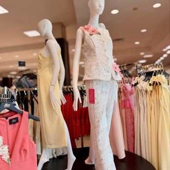 Dillard's - Mannequins! - Department Stores Near Me - Frisco, Texas Dillard's - Mannequins! - Department Stores Near Me - Frisco, Texas