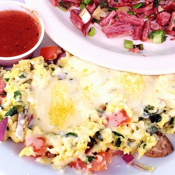 Clarkies Diner - Veggie Scramble with a side of corned beef hash - Sandwiches Near Me - Yucaipa, California
