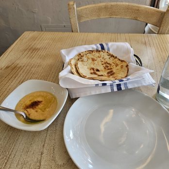 Aliada - Greek Near Me - Astoria, New York