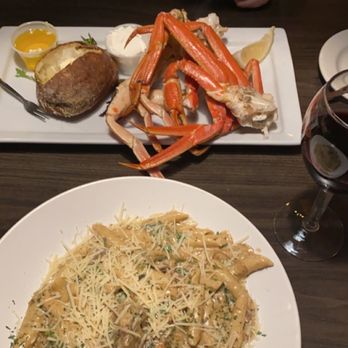 Harbor House - Pound of crab legs with potato and Rattle Steak Pasta - Seafood Near Me - Detroit, Michigan Harbor House - Pound of crab legs with potato and Rattle Steak Pasta - Seafood Near Me - Detroit, Michigan