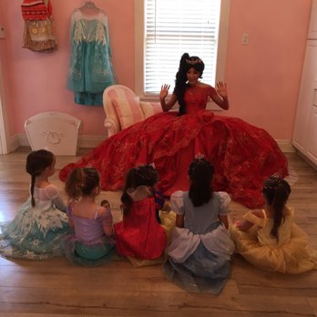 Le Petite Princesse - Princess Elena had the girls mesmerized - Party & Event Planning Near Me - Orange, California Le Petite Princesse - Princess Elena had the girls mesmerized - Party & Event Planning Near Me - Orange, California