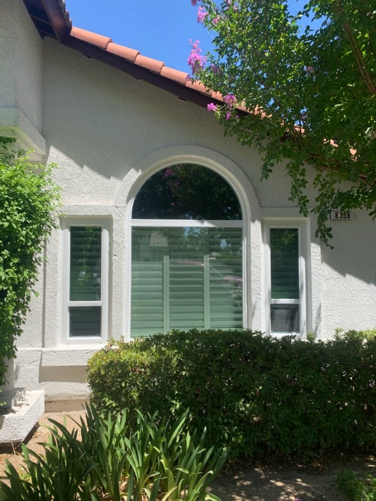 Slide of Big Valley Windows