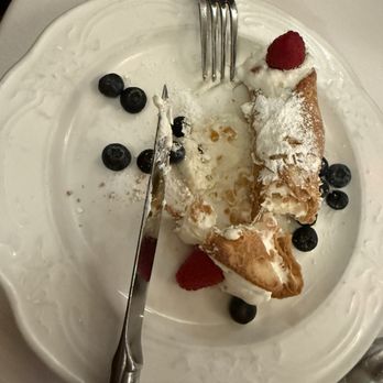 Fior d'Italia - Cannoli - Italian Near Me - San Francisco, California Fior d'Italia - Cannoli - Italian Near Me - San Francisco, California