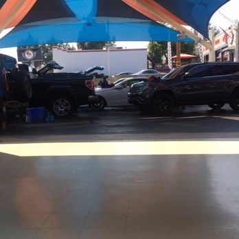 Glenoaks Car Wash - Car Wash Near Me - Burbank, California Glenoaks Car Wash - Car Wash Near Me - Burbank, California
