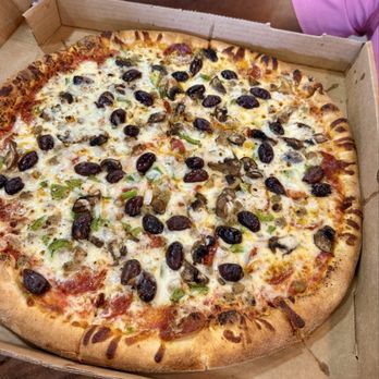 Mangia - 16" Extravaganza - Italian Near Me - Orlando, Florida