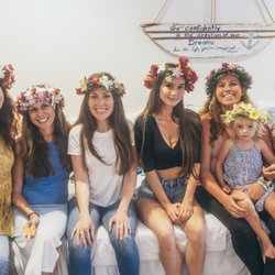 The Lei Collective - A fun activity with all of the women in your life. Sisters, friends, daughters, grandmas.