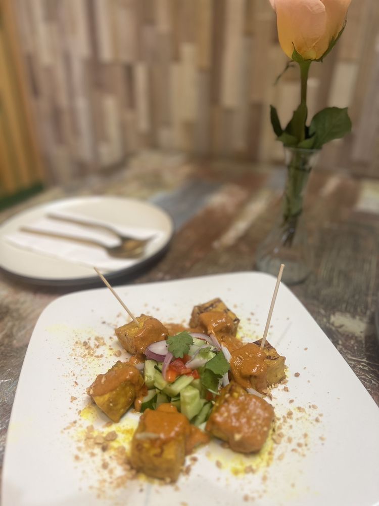 GOLDEN SPOON 200 Photos & 77 Reviews 439 N Main St, Manteca