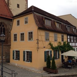 Lummersche Backhaus - Lummersches Backhaus an der Untermhäuser Brücke und Marienkirche