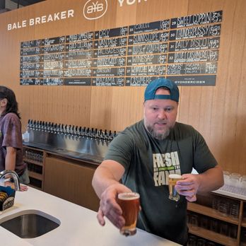 The Bale Breaker & Yonder Taproom - Cideries Near Me - Seattle, Washington The Bale Breaker & Yonder Taproom - Cideries Near Me - Seattle, Washington