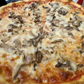 Basilico's Original Hand-Tossed Pizza - Some seriously god looking pizza - Italian Near Me - Wellington, Florida Basilico's Original Hand-Tossed Pizza - Some seriously god looking pizza - Italian Near Me - Wellington, Florida