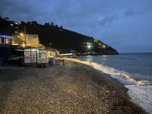 Lo Scoglio by null