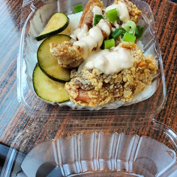 Pine Tree Cafe - Garlic chicken bowl - Breakfast & Brunch Near Me - Kailua-Kona, Hawaii