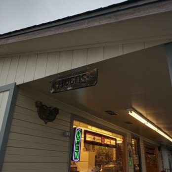 Hugo's Family Restaurant - the outside of the restaurant - Breakfast & Brunch Near Me - Claremore, Oklahoma Hugo's Family Restaurant - the outside of the restaurant - Breakfast & Brunch Near Me - Claremore, Oklahoma