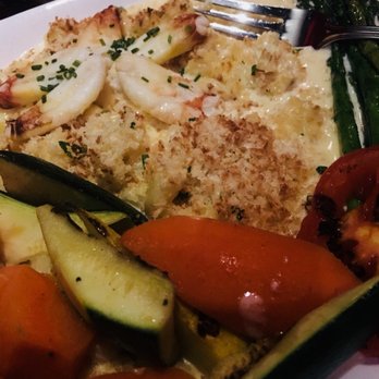 Blackfish - Dungeness crab Mac n cheese - Seafood Near Me - Tulalip, Washington