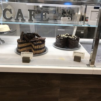 McDonald's - Cake. - Burgers Near Me - Orlando, Florida McDonald's - Cake. - Burgers Near Me - Orlando, Florida