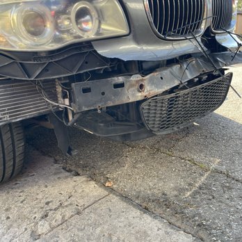 Lalo’s Auto Glass - before pic - Auto Glass Services Near Me - Whittier, California Lalo’s Auto Glass - before pic - Auto Glass Services Near Me - Whittier, California