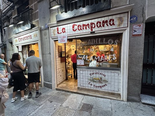 Bar La Campana by null