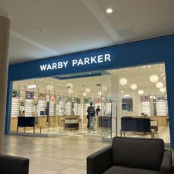 Warby Parker Ridgedale Center - Front entrance