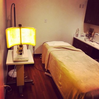 Skincare Charlie - Quiet and peaceful skin care treatment room @skincarecharlie - Medical Spas Near Me - Millcreek, Utah Skincare Charlie - Quiet and peaceful skin care treatment room @skincarecharlie - Medical Spas Near Me - Millcreek, Utah