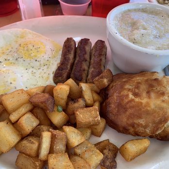 Pirate's Bar and Grill - Breakfast platter - American Near Me - Dauphin Island, Alabama