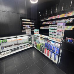 The Plug Smoke Shop