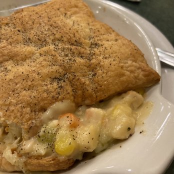 Metro Diner - Chicken pot pie (with my heaping of pepper) - Diners Near Me - Gainesville, Florida Metro Diner - Chicken pot pie (with my heaping of pepper) - Diners Near Me - Gainesville, Florida
