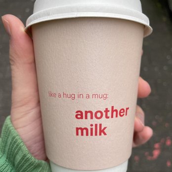 another milk - Großer kleiner Becher - Juice Bars & Smoothies Near Me - Cologne, NW