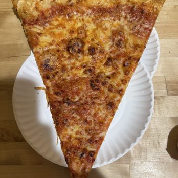 Benny Peretti's - Slice of Cheese - Pizza Near Me - Philadelphia, Pennsylvania