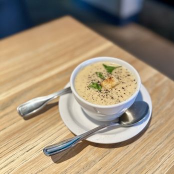 Lure Fish House - New England Clam Chowder - Seafood Near Me - Ventura, California Lure Fish House - New England Clam Chowder - Seafood Near Me - Ventura, California